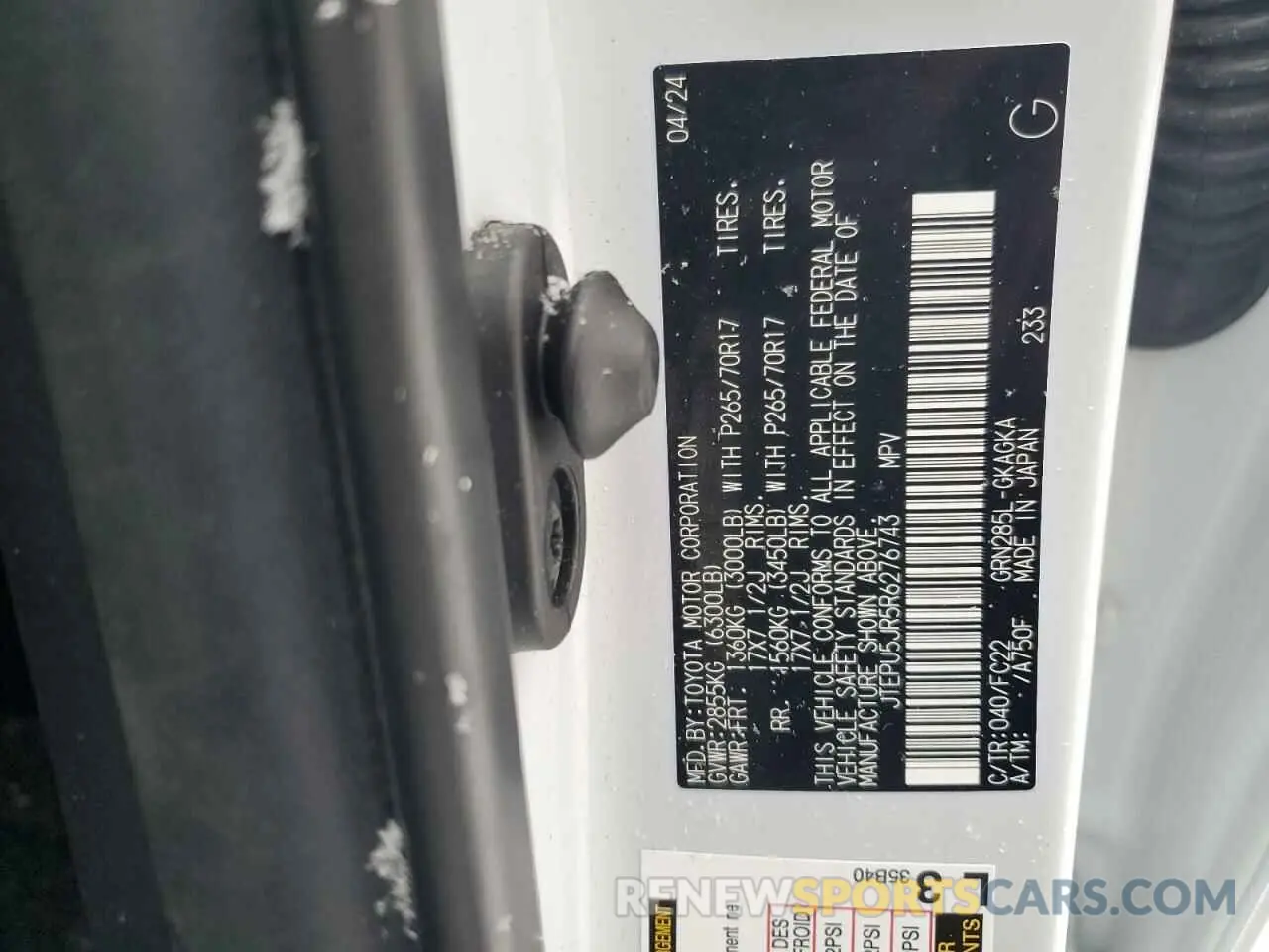 13 Фотография поврежденного автомобиля JTEPU5JR5R6276743 TOYOTA 4RUNNER 2024