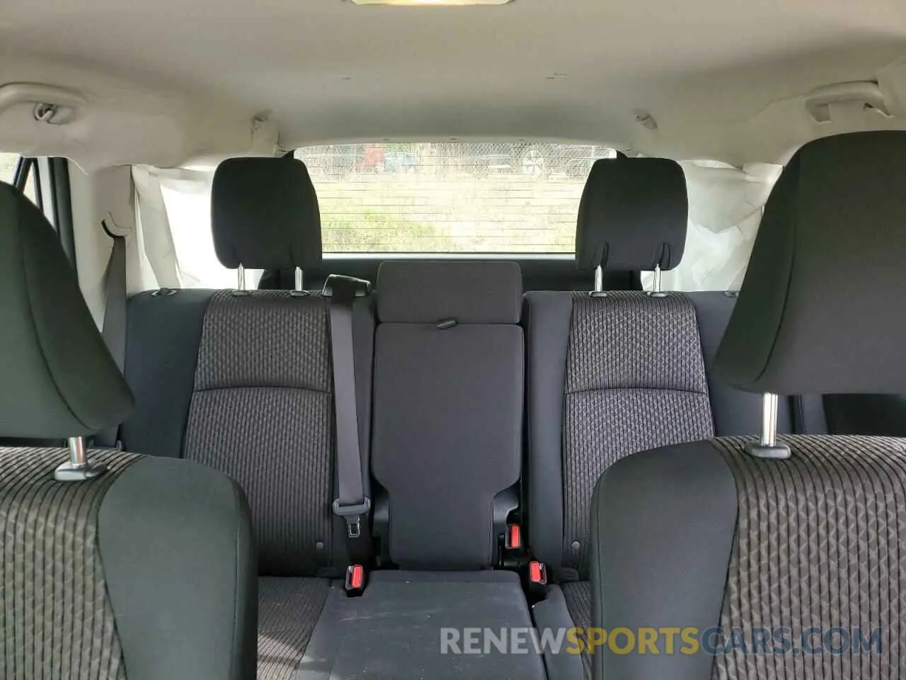 10 Фотография поврежденного автомобиля JTEPU5JR7R6273245 TOYOTA 4RUNNER 2024