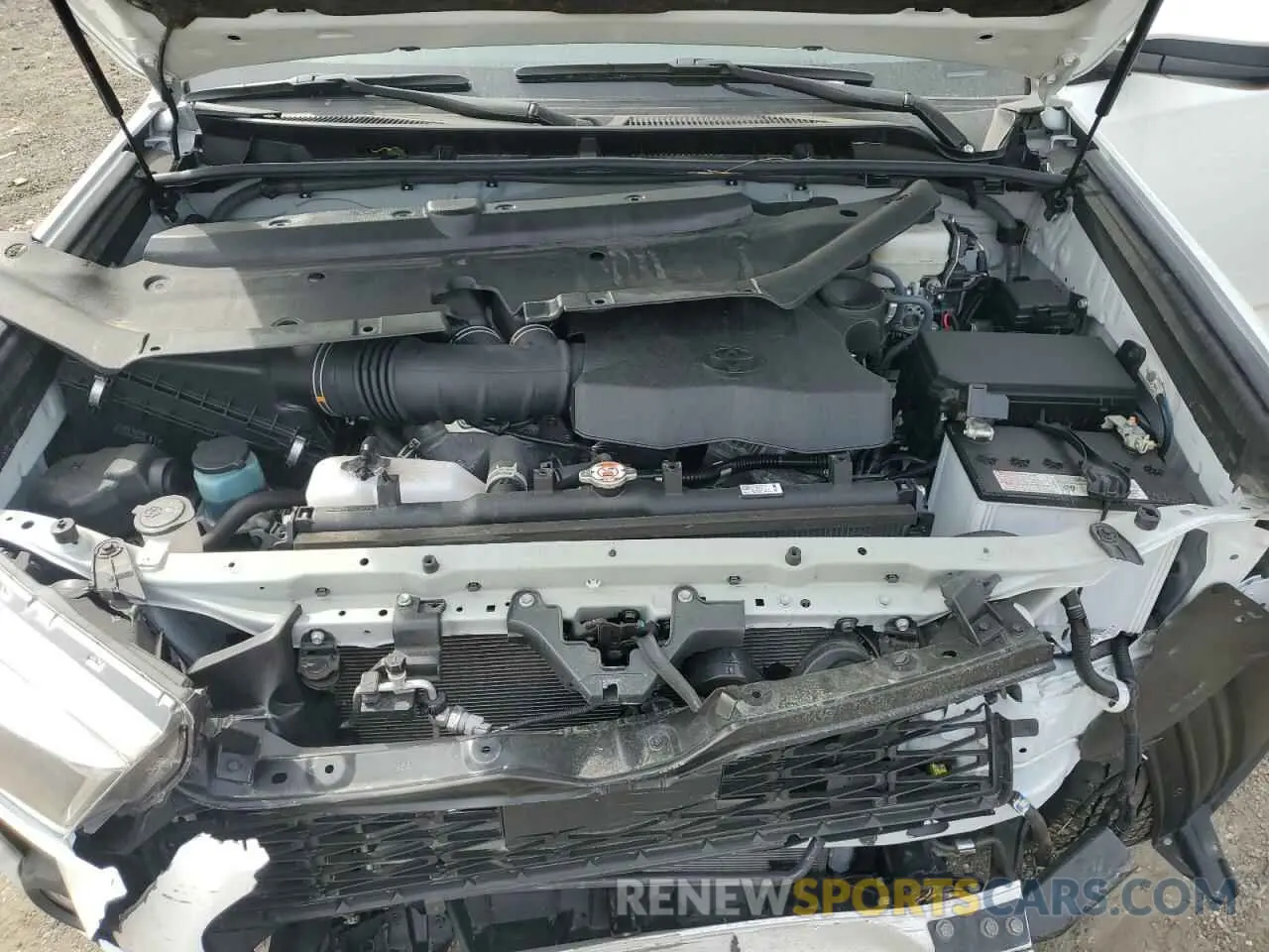 12 Фотография поврежденного автомобиля JTEPU5JR7R6273245 TOYOTA 4RUNNER 2024