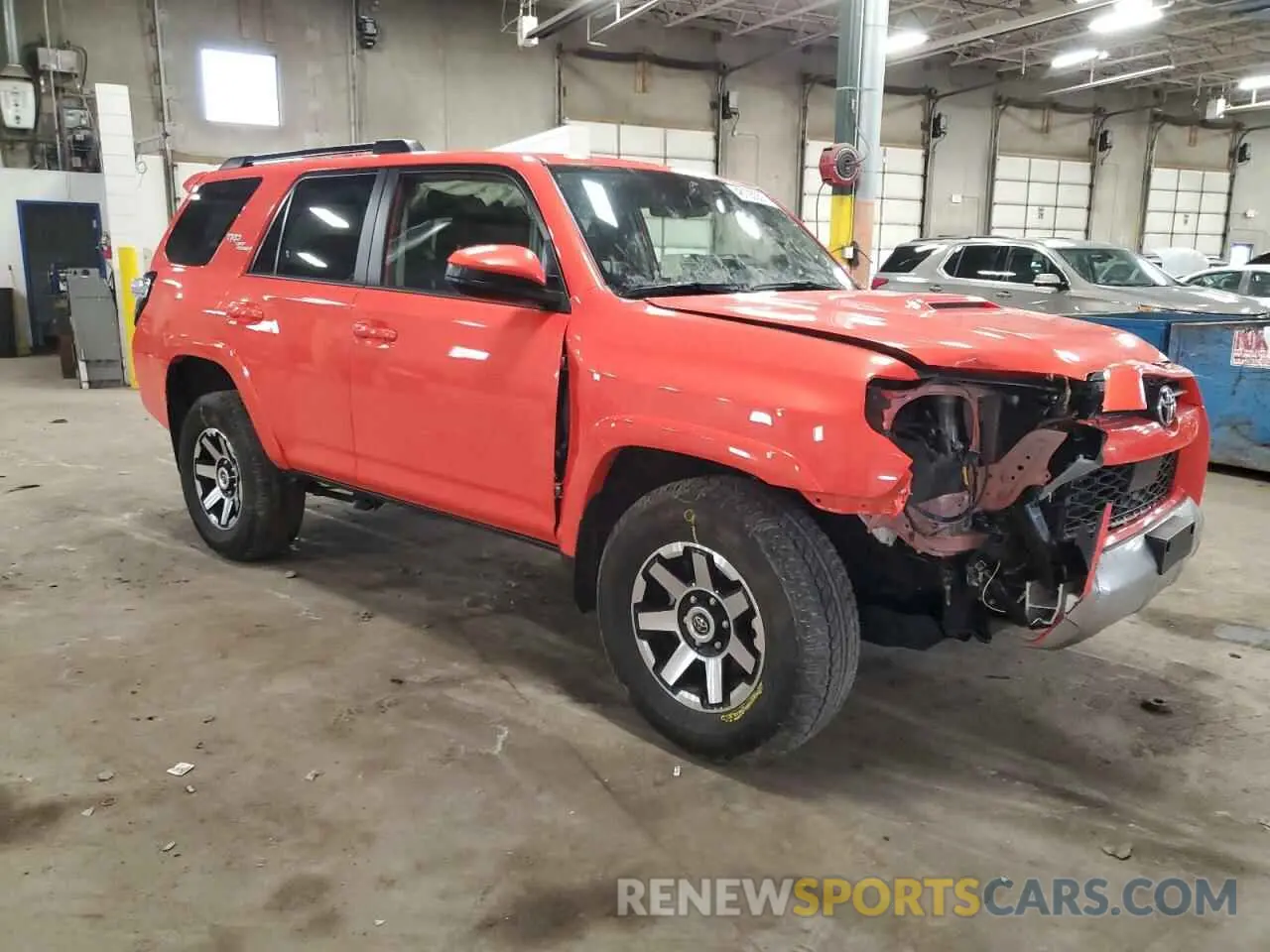 4 Photograph of a damaged car JTEPU5JRXR6217722 TOYOTA 4RUNNER 2024