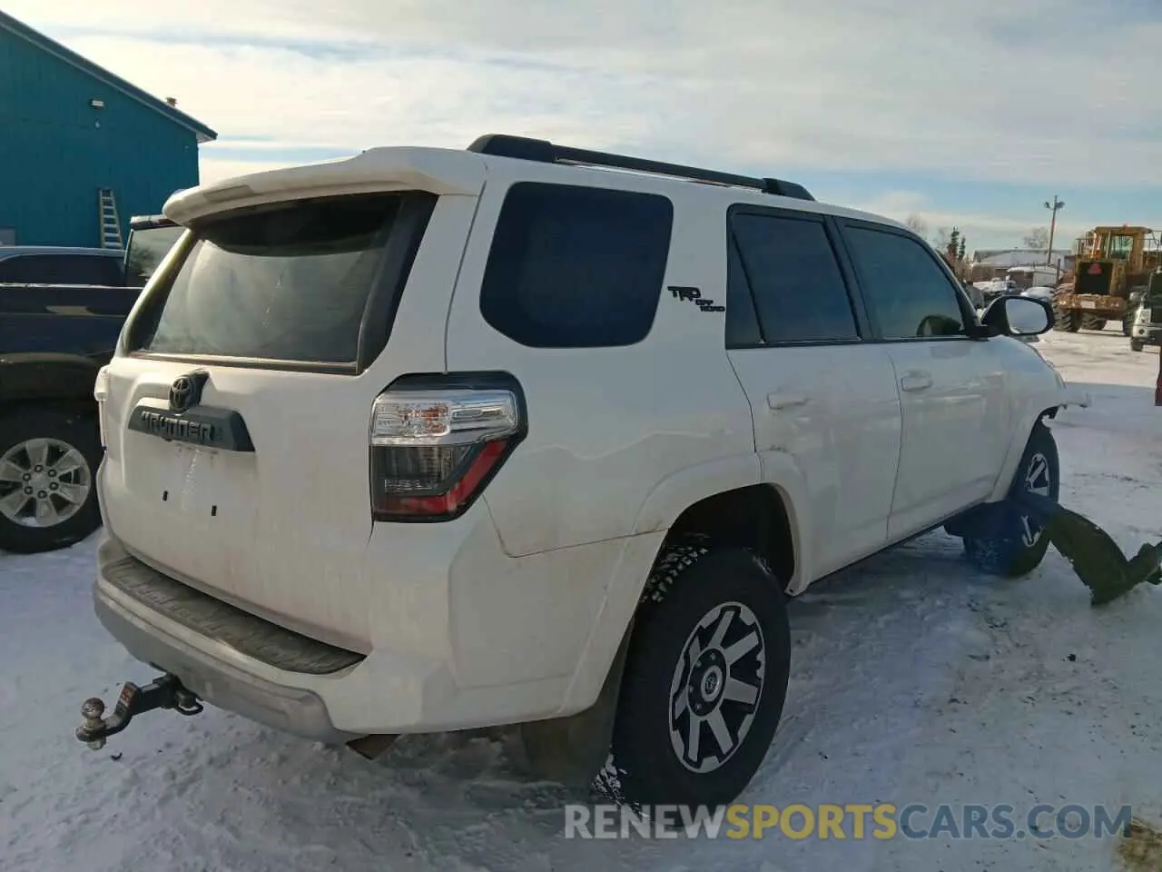 3 Photograph of a damaged car JTERU5JR0R6220749 TOYOTA 4RUNNER 2024