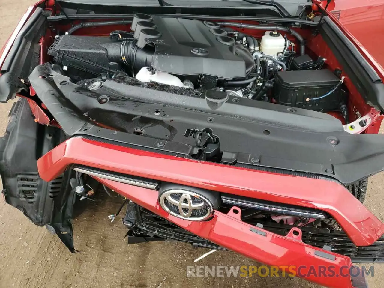13 Фотография поврежденного автомобиля JTERU5JR0R6282992 TOYOTA 4RUNNER 2024