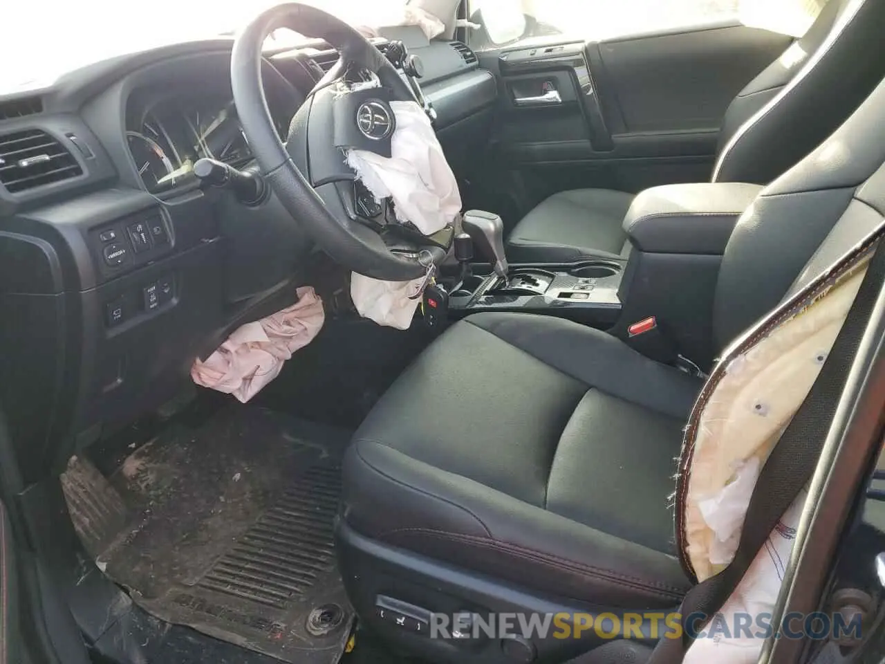 7 Photograph of a damaged car JTERU5JR1R6301176 TOYOTA 4RUNNER 2024