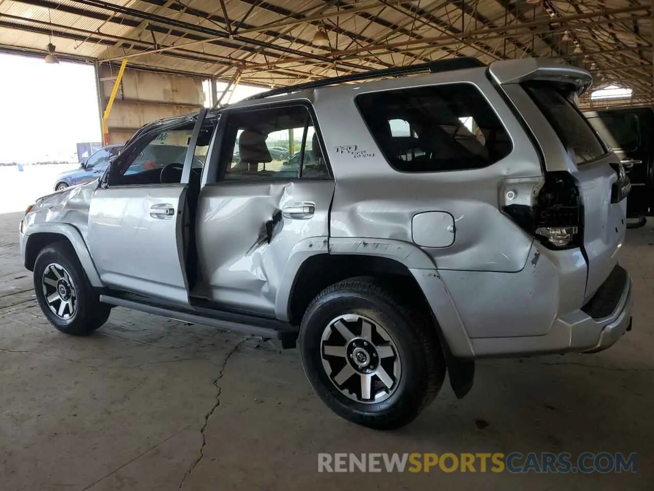 2 Photograph of a damaged car JTERU5JR4R6248375 TOYOTA 4RUNNER 2024
