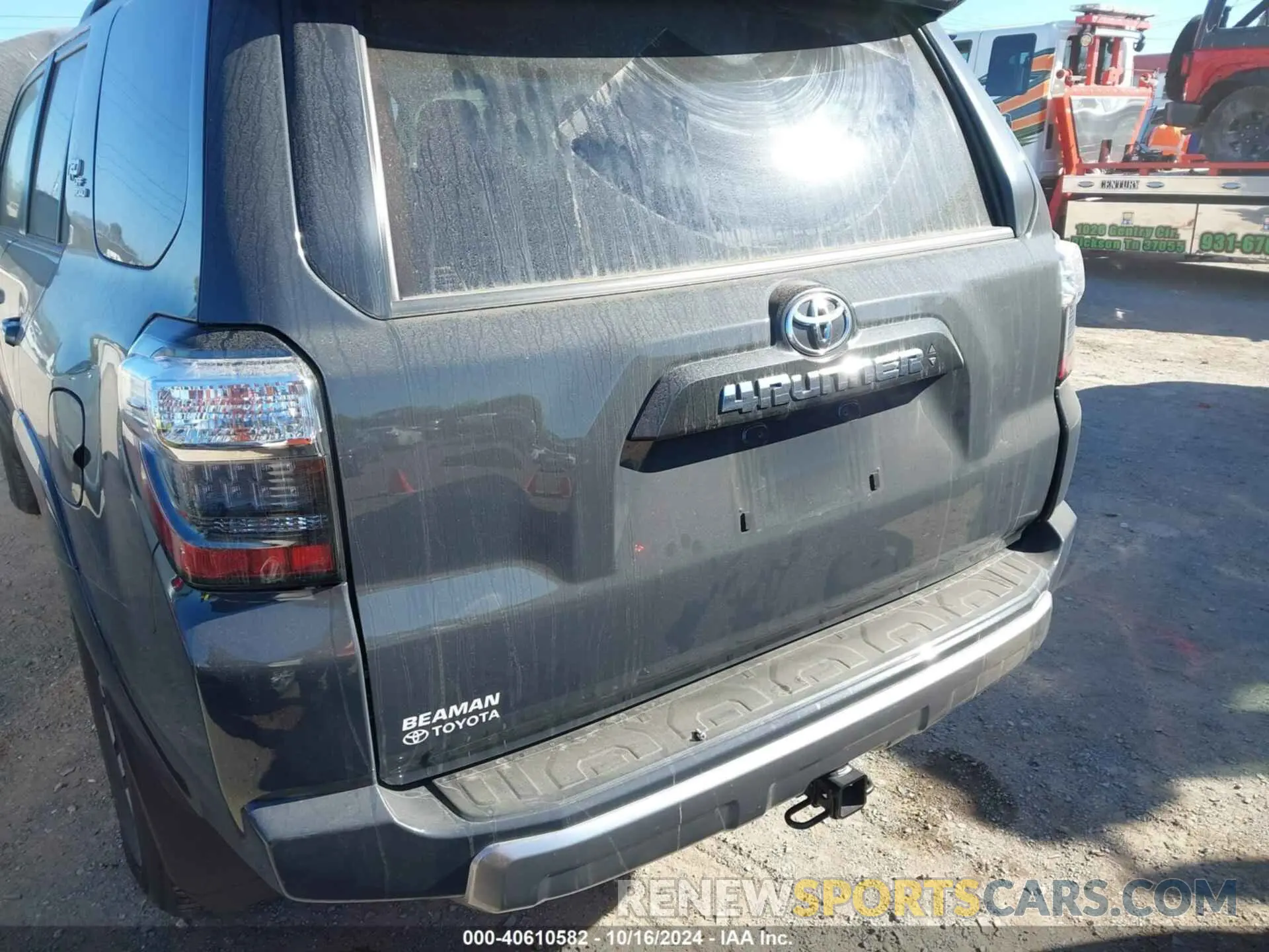 21 Photograph of a damaged car JTERU5JR8R6213886 TOYOTA 4RUNNER 2024