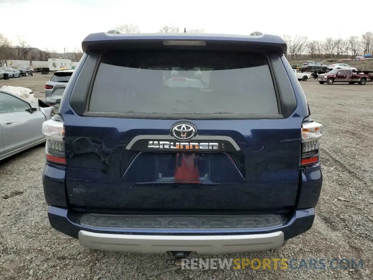 6 Фотография поврежденного автомобиля JTERU5JR9R6252468 TOYOTA 4RUNNER 2024