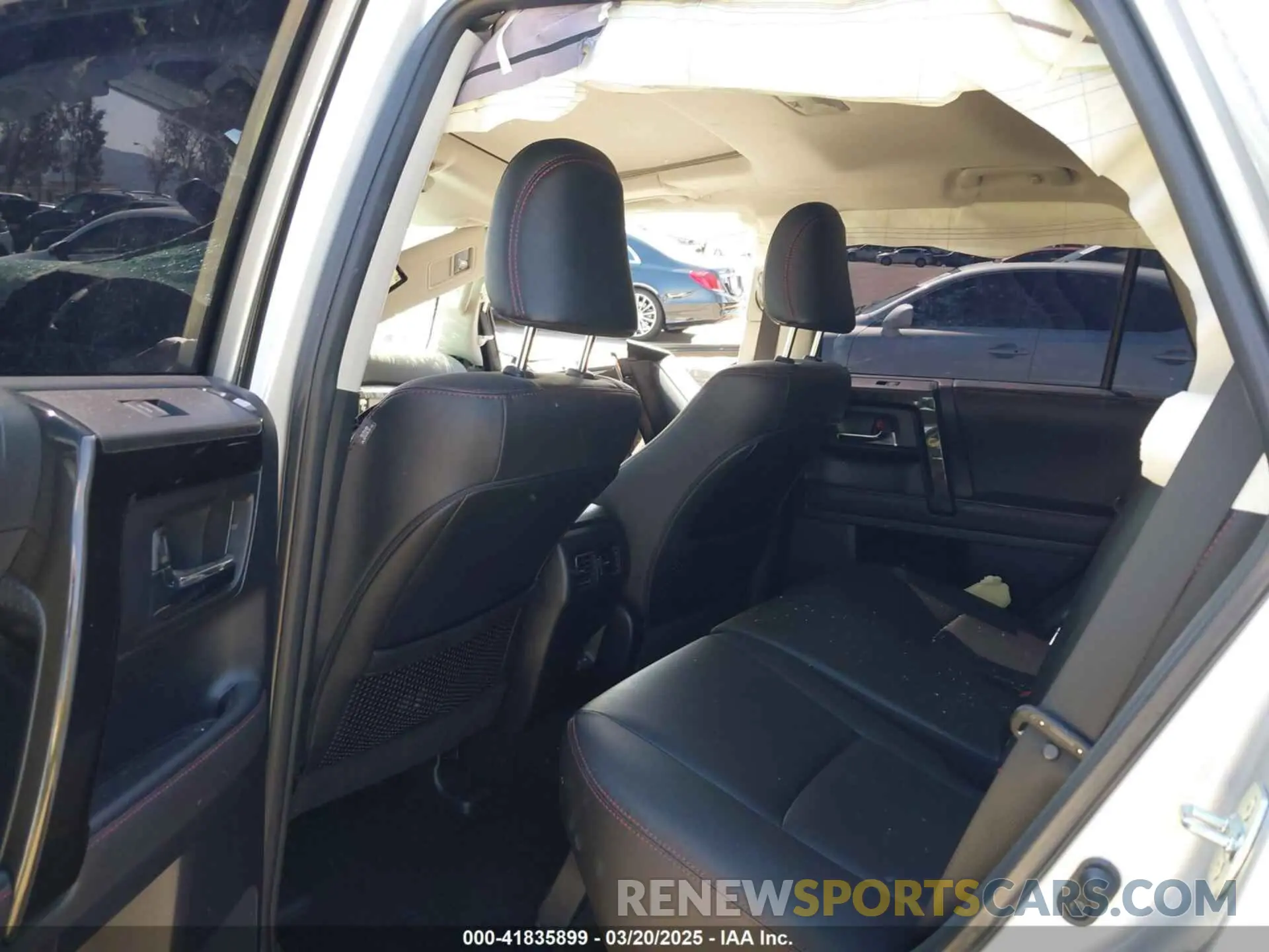8 Фотография поврежденного автомобиля JTERU5JRXR6293448 TOYOTA 4RUNNER 2024