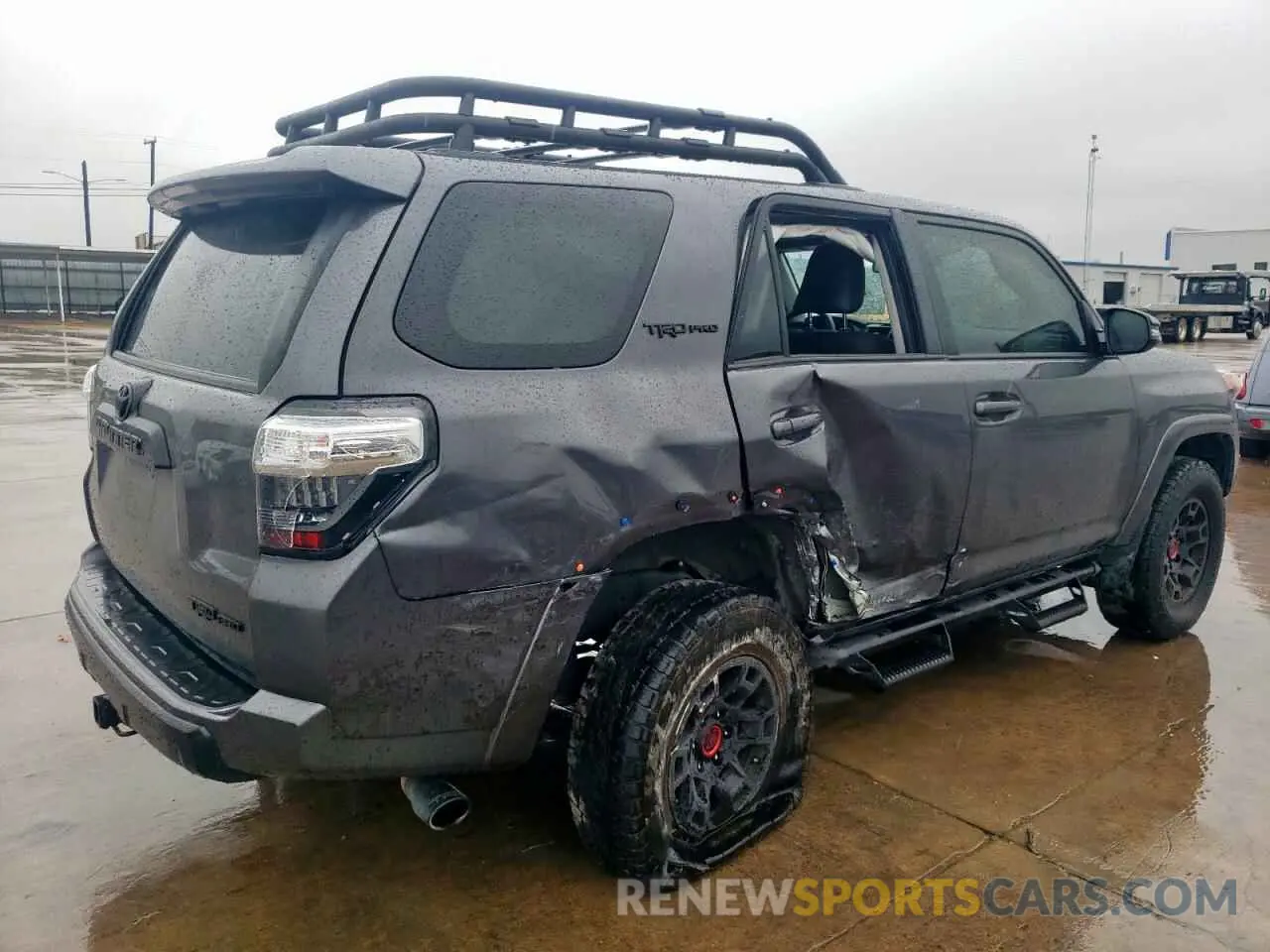 3 Photograph of a damaged car JTELU5JR9P6117865 TOYOTA 4RUNNER SE 2023