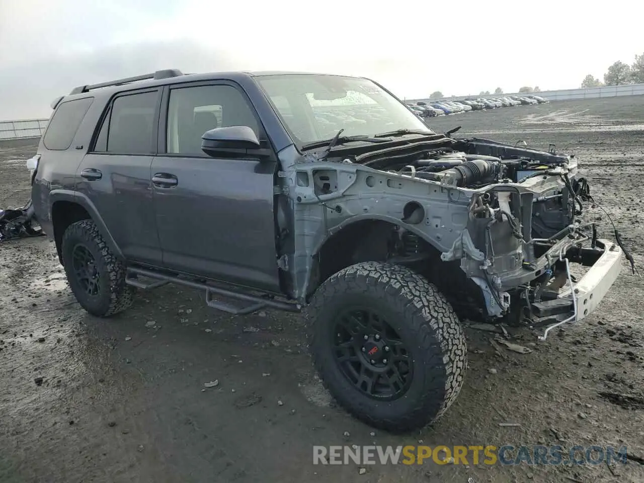 4 Photograph of a damaged car JTEMU5JR0P6102515 TOYOTA 4RUNNER SE 2023