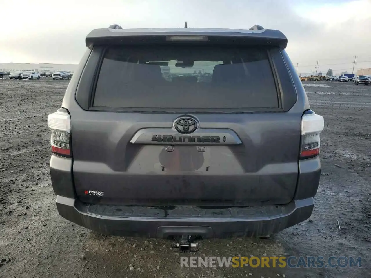 6 Photograph of a damaged car JTEMU5JR0P6102515 TOYOTA 4RUNNER SE 2023