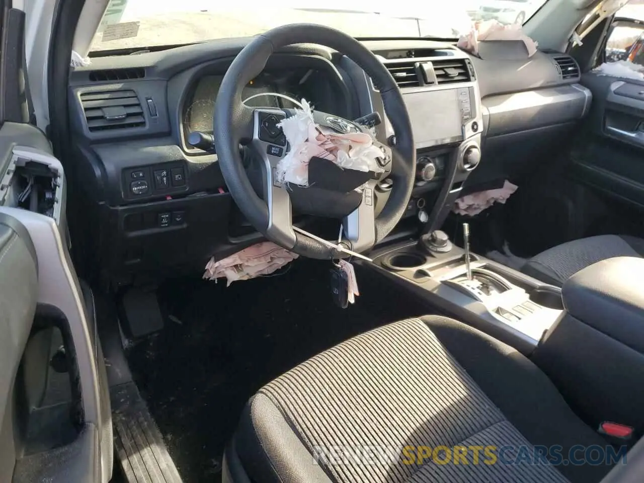 8 Photograph of a damaged car JTEMU5JR2P6142367 TOYOTA 4RUNNER SE 2023