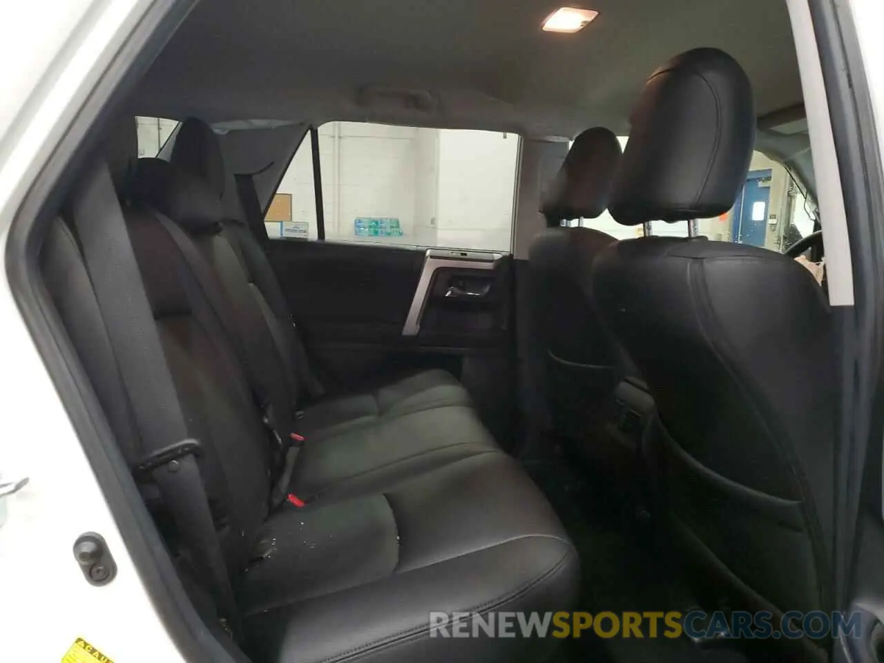 11 Photograph of a damaged car JTEMU5JR4P6088182 TOYOTA 4RUNNER SE 2023