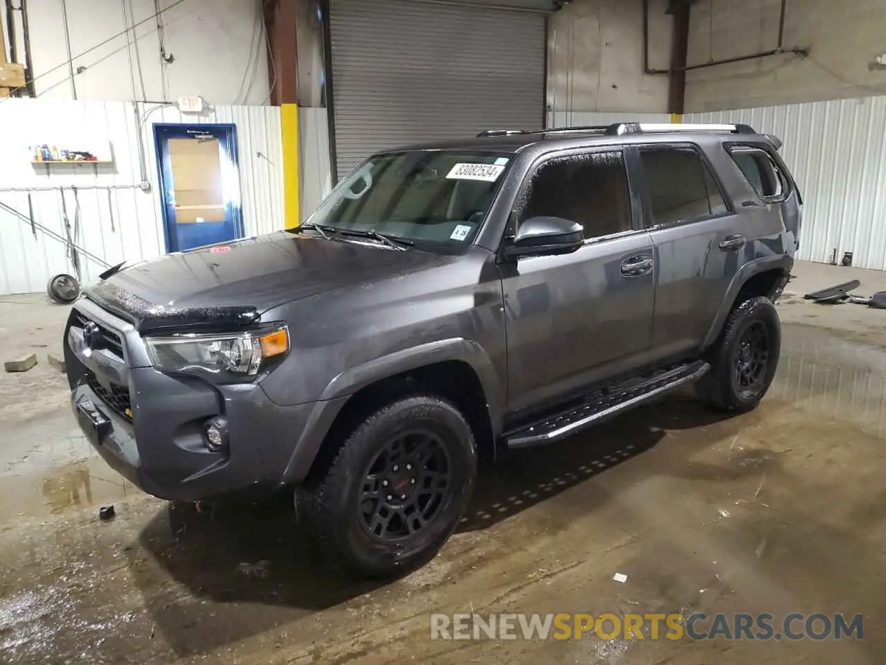 1 Фотография поврежденного автомобиля JTEMU5JR7P6124916 TOYOTA 4RUNNER SE 2023