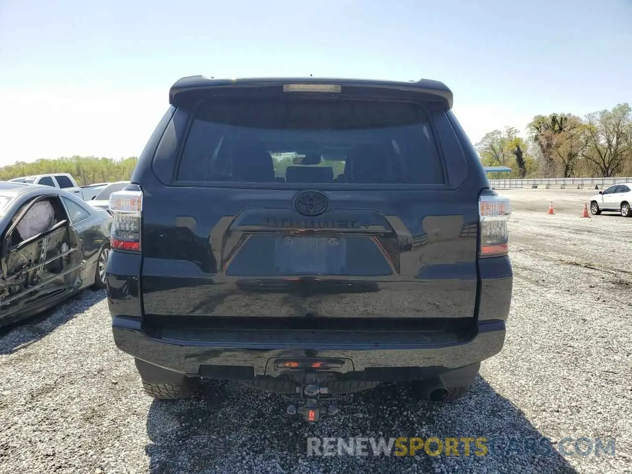 6 Photograph of a damaged car JTENU5JR6P6118562 TOYOTA 4RUNNER SE 2023