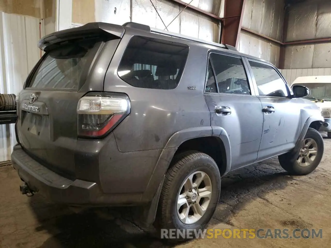 3 Photograph of a damaged car JTENU5JR9P6172664 TOYOTA 4RUNNER SE 2023