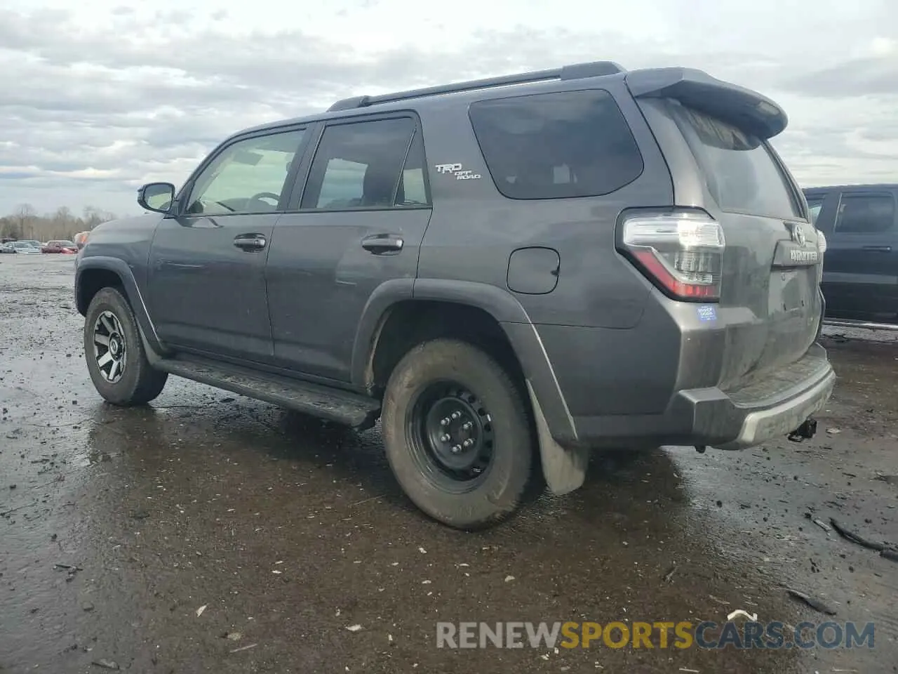 2 Фотография поврежденного автомобиля JTEPU5JR6P6129618 TOYOTA 4RUNNER SE 2023