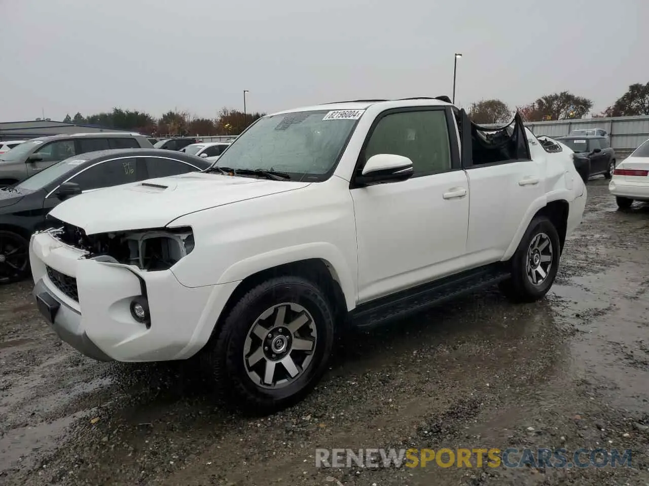 1 Фотография поврежденного автомобиля JTERU5JR4P6212022 TOYOTA 4RUNNER SE 2023
