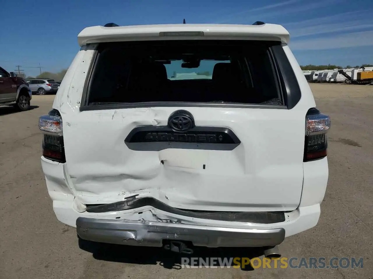6 Photograph of a damaged car JTERU5JR6P6089162 TOYOTA 4RUNNER SE 2023