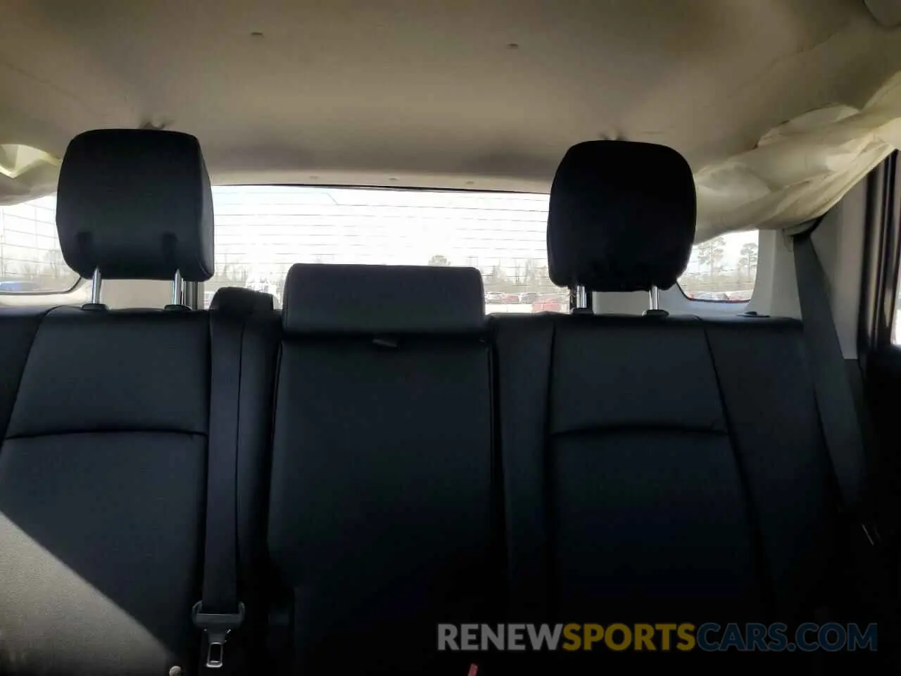 10 Фотография поврежденного автомобиля JTERU5JR8P6176996 TOYOTA 4RUNNER SE 2023