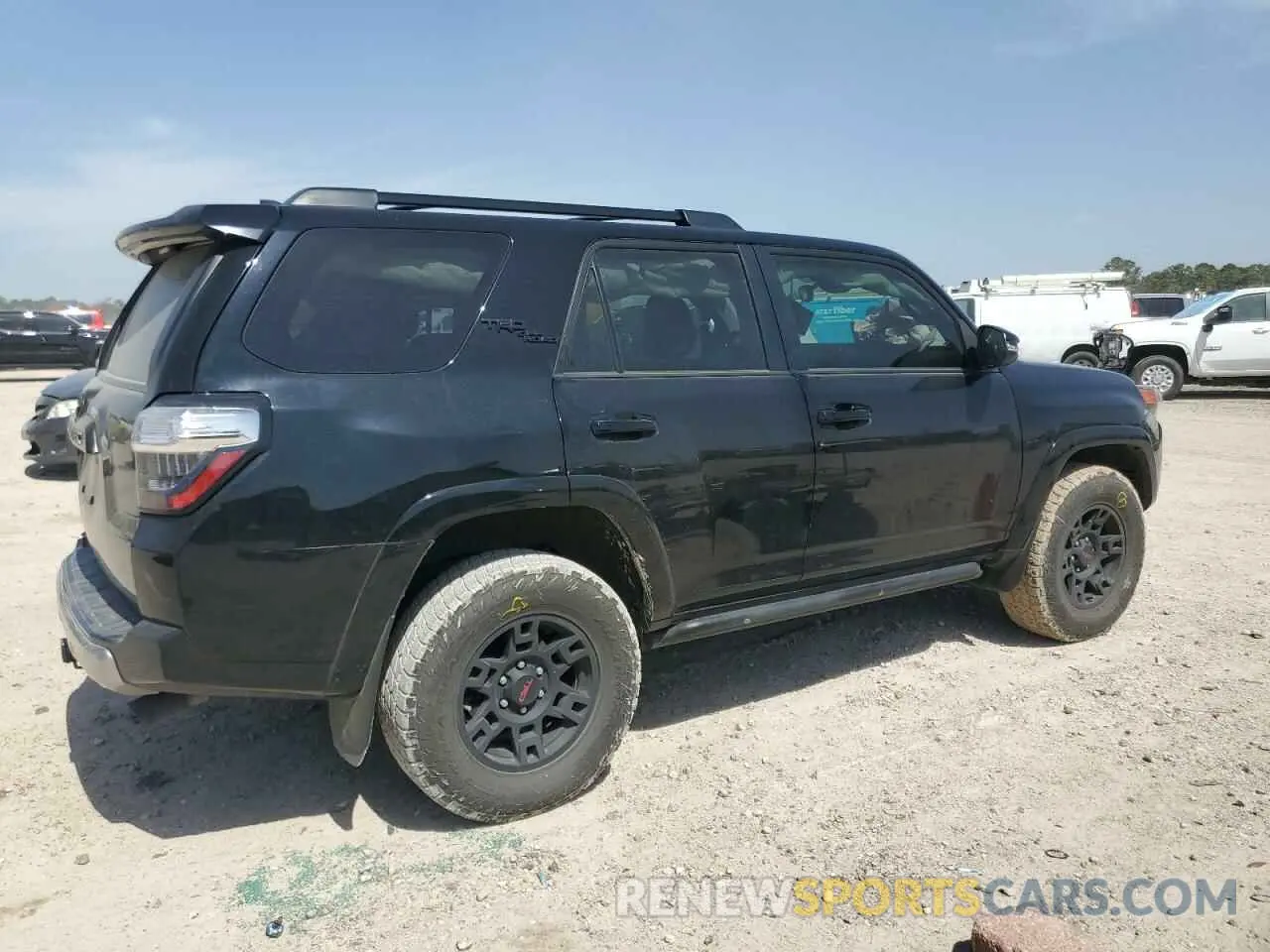 3 Фотография поврежденного автомобиля JTERU5JR8P6176996 TOYOTA 4RUNNER SE 2023
