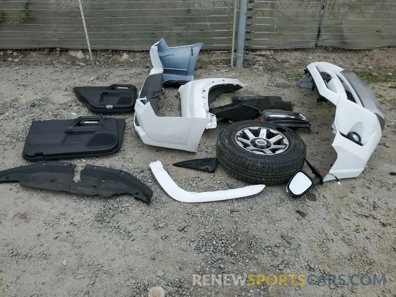 15 Фотография поврежденного автомобиля JTERU5JR8P6199615 TOYOTA 4RUNNER SE 2023