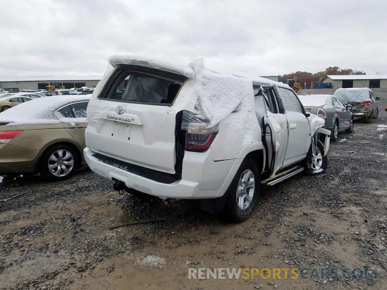 4 Photograph of a damaged car JTEBU5JR1K5669614 TOYOTA 4RUNNER SR 2019