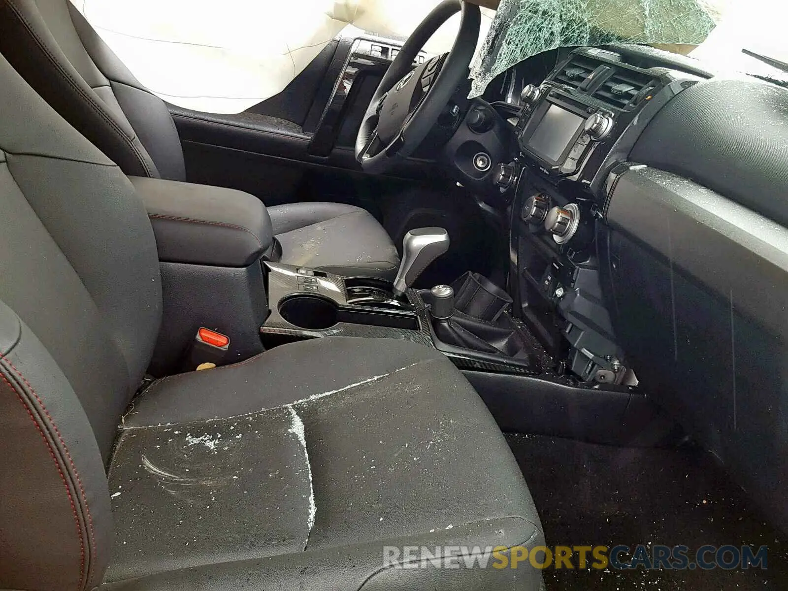 5 Photograph of a damaged car JTEBU5JR6K5612566 TOYOTA 4RUNNER SR 2019