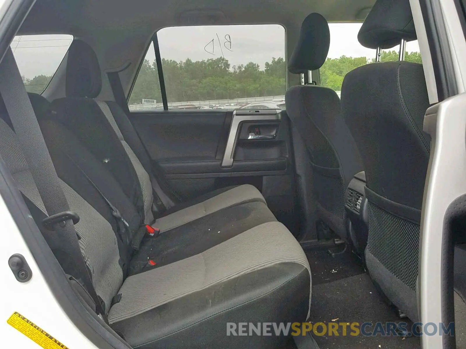 6 Photograph of a damaged car JTEBU5JRXK5630133 TOYOTA 4RUNNER SR 2019