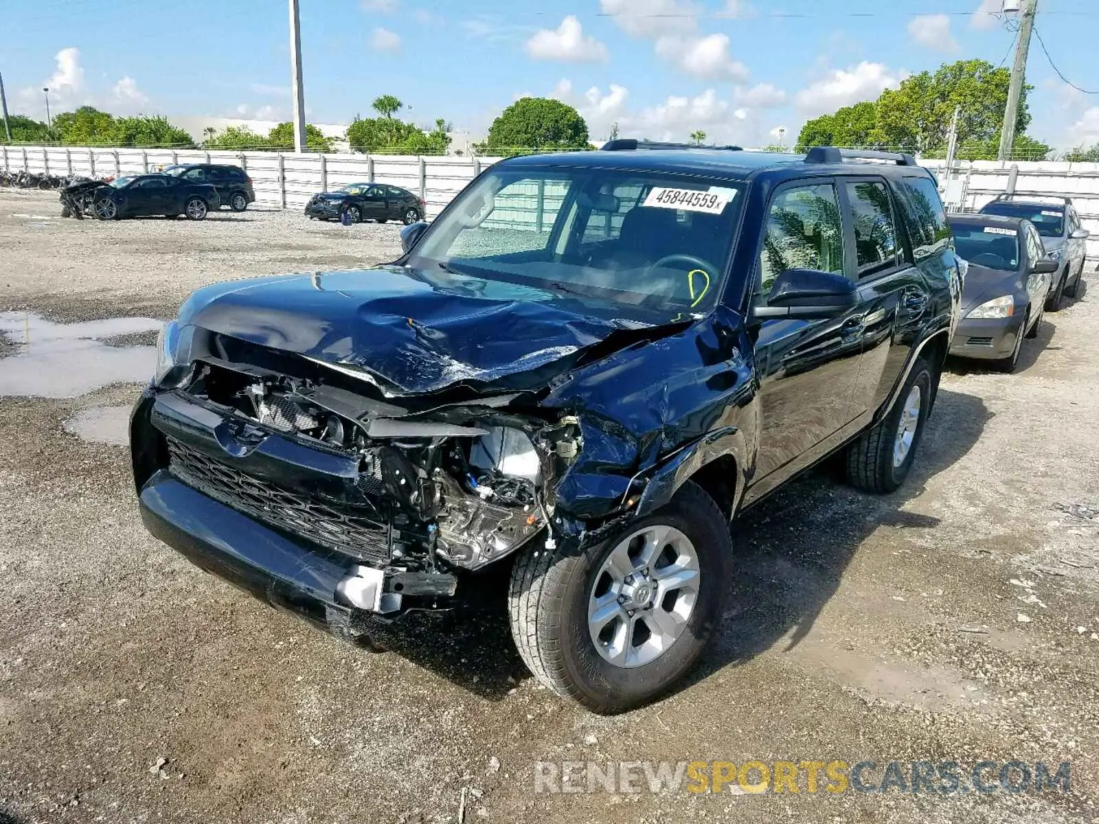 2 Photograph of a damaged car JTEZU5JR2K5195364 TOYOTA 4RUNNER SR 2019