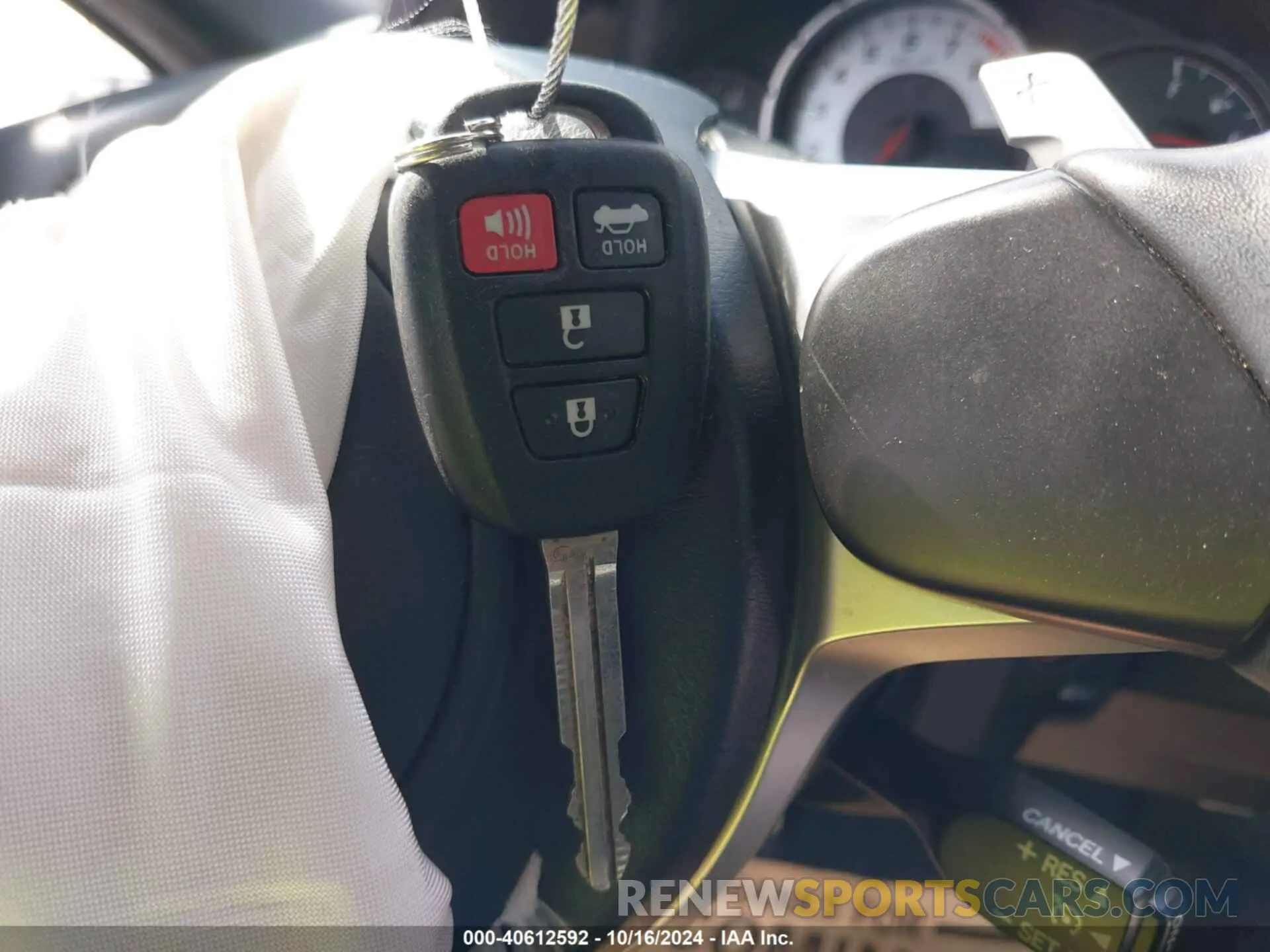 11 Photograph of a damaged car JF1ZNAA10K8700956 TOYOTA 86 2019