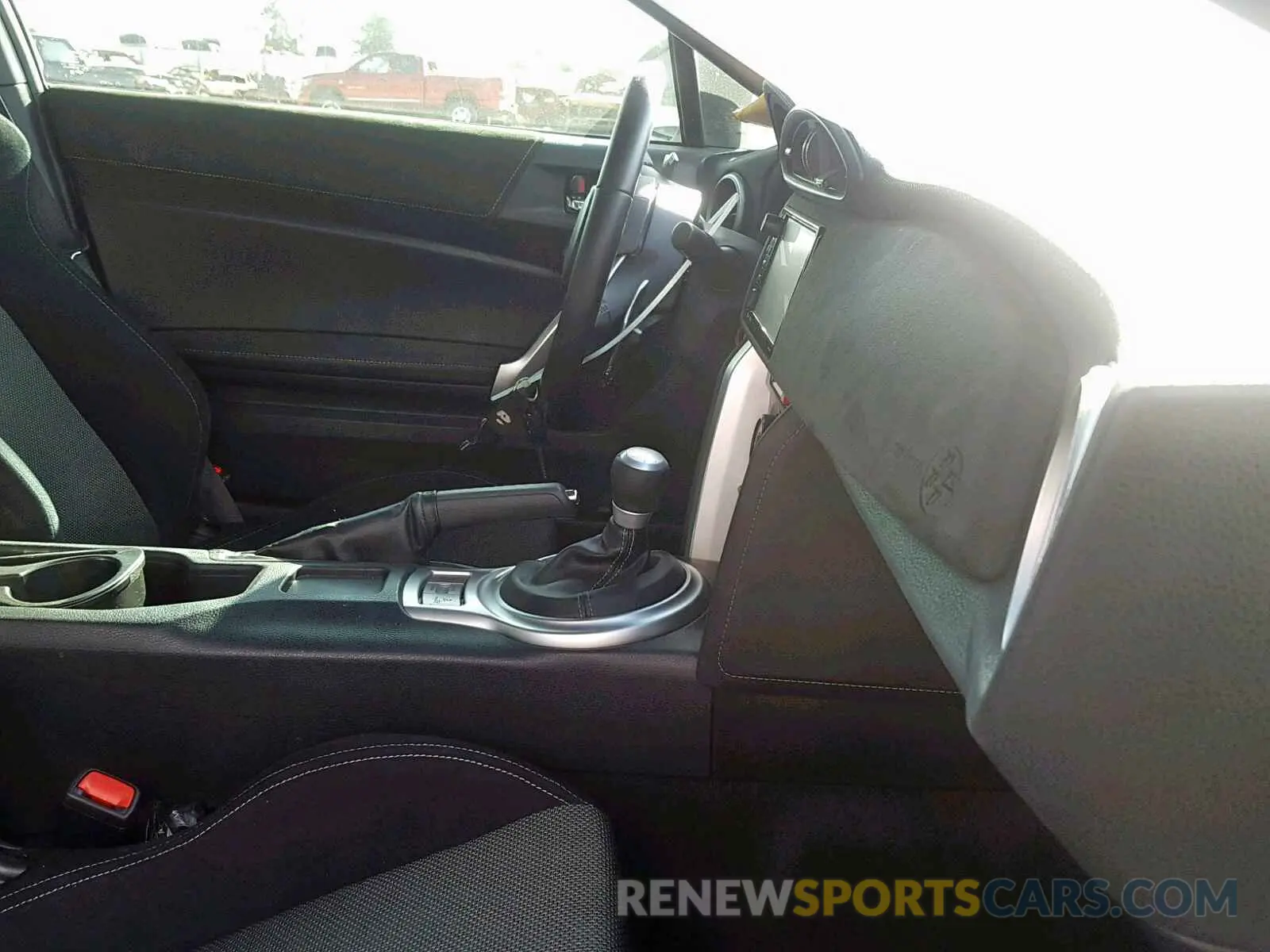 5 Photograph of a damaged car JF1ZNAA10K8701041 TOYOTA 86 2019