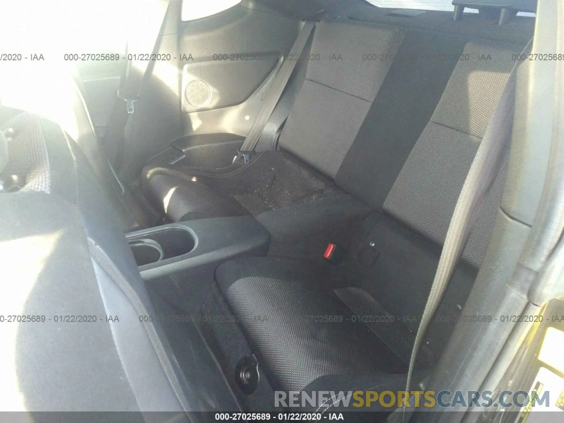 8 Photograph of a damaged car JF1ZNAA17K9703086 TOYOTA 86 2019