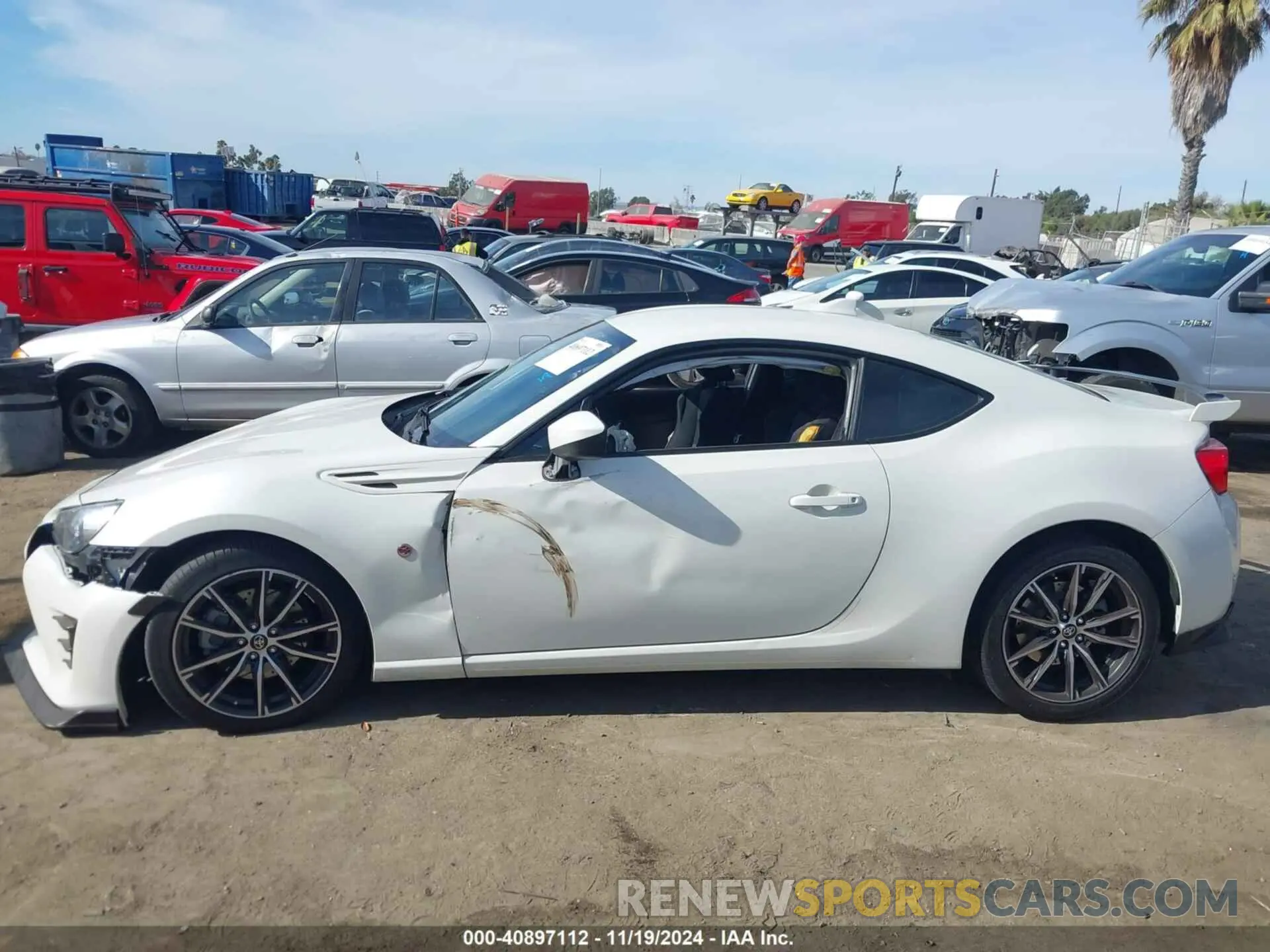 13 Photograph of a damaged car JF1ZNAA19K8703421 TOYOTA 86 2019
