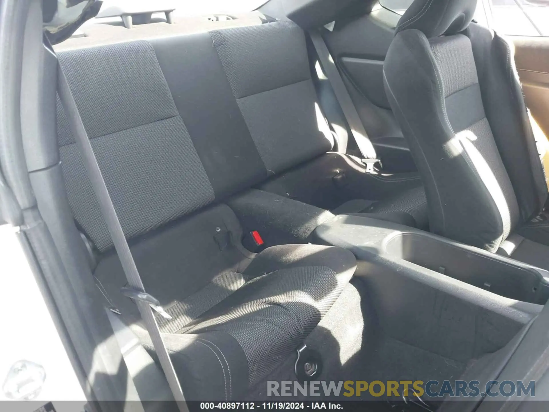 8 Photograph of a damaged car JF1ZNAA19K8703421 TOYOTA 86 2019