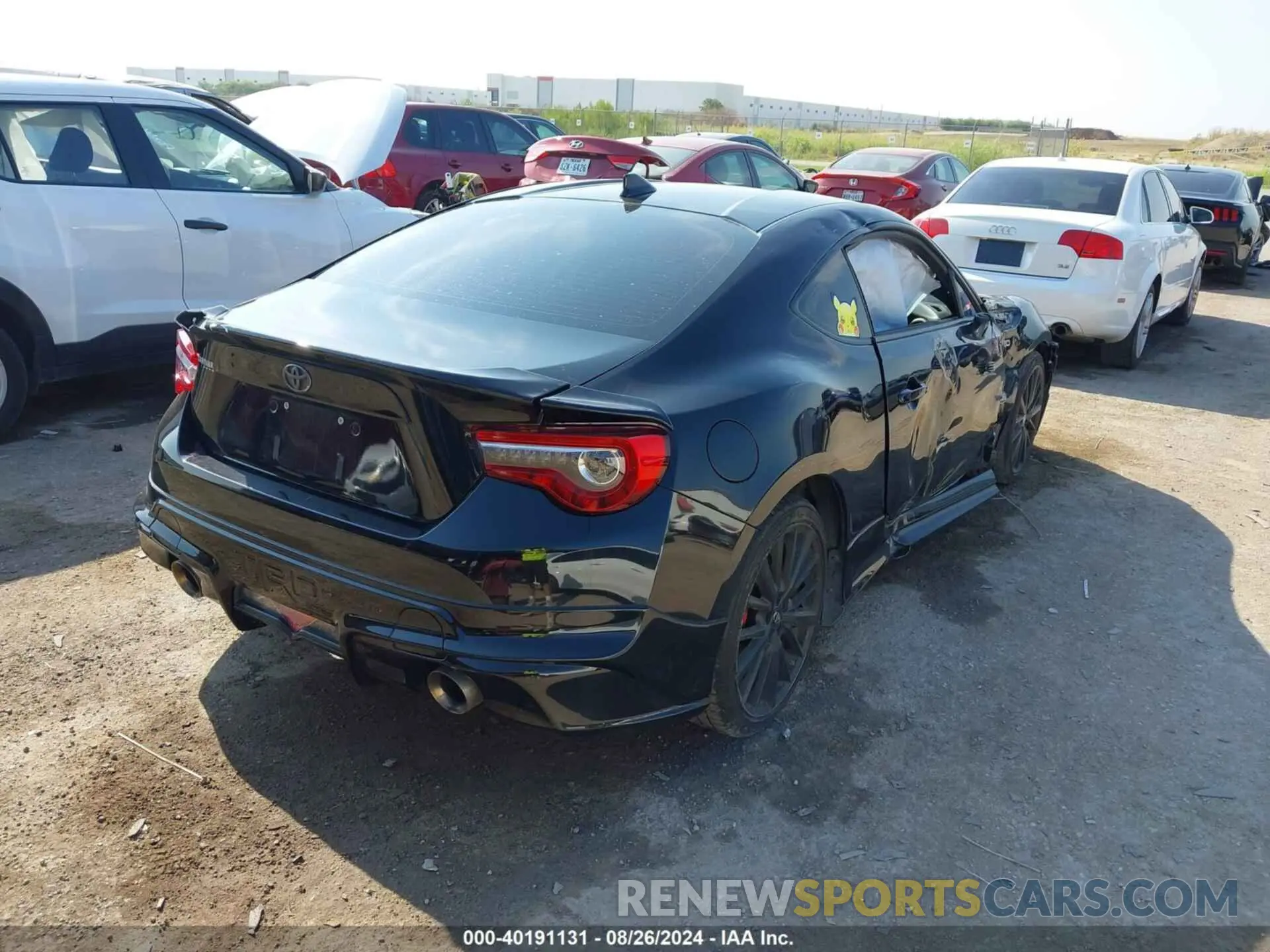 4 Photograph of a damaged car JF1ZNAE13K9701068 TOYOTA 86 2019