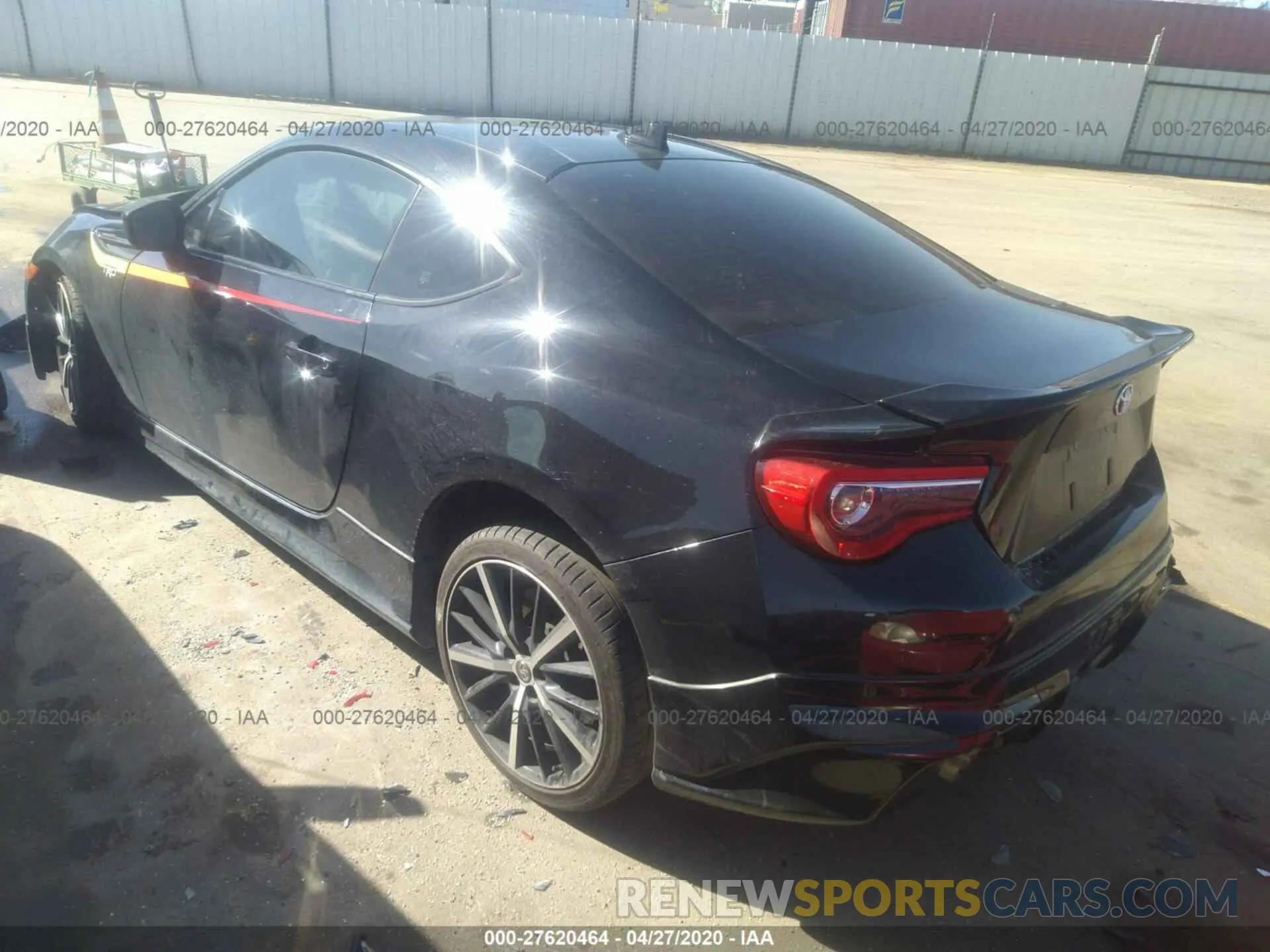 3 Photograph of a damaged car JF1ZNAE13K9702155 TOYOTA 86 2019