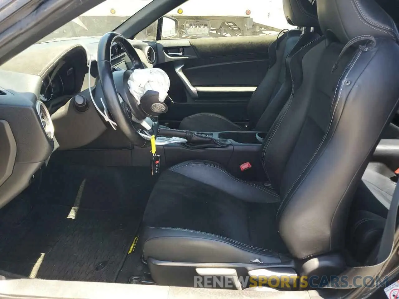 7 Photograph of a damaged car JF1ZNAE16K8700521 TOYOTA 86 2019