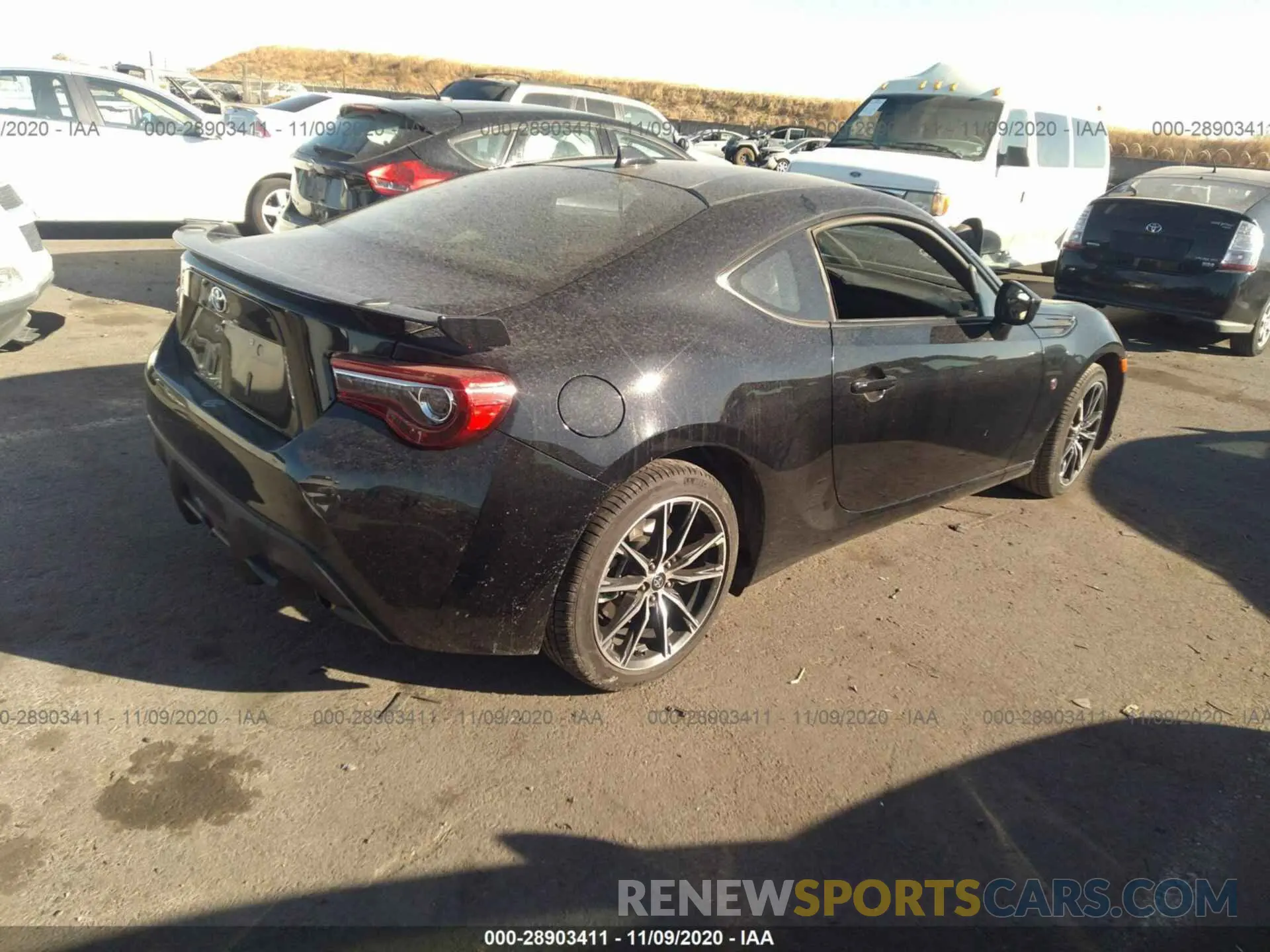 4 Photograph of a damaged car JF1ZNAE16K8704035 TOYOTA 86 2019