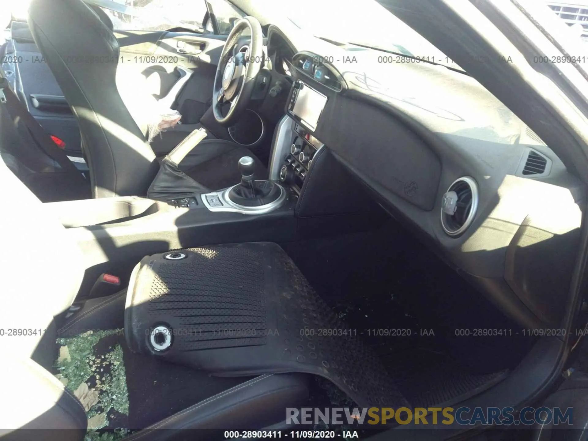 5 Photograph of a damaged car JF1ZNAE16K8704035 TOYOTA 86 2019