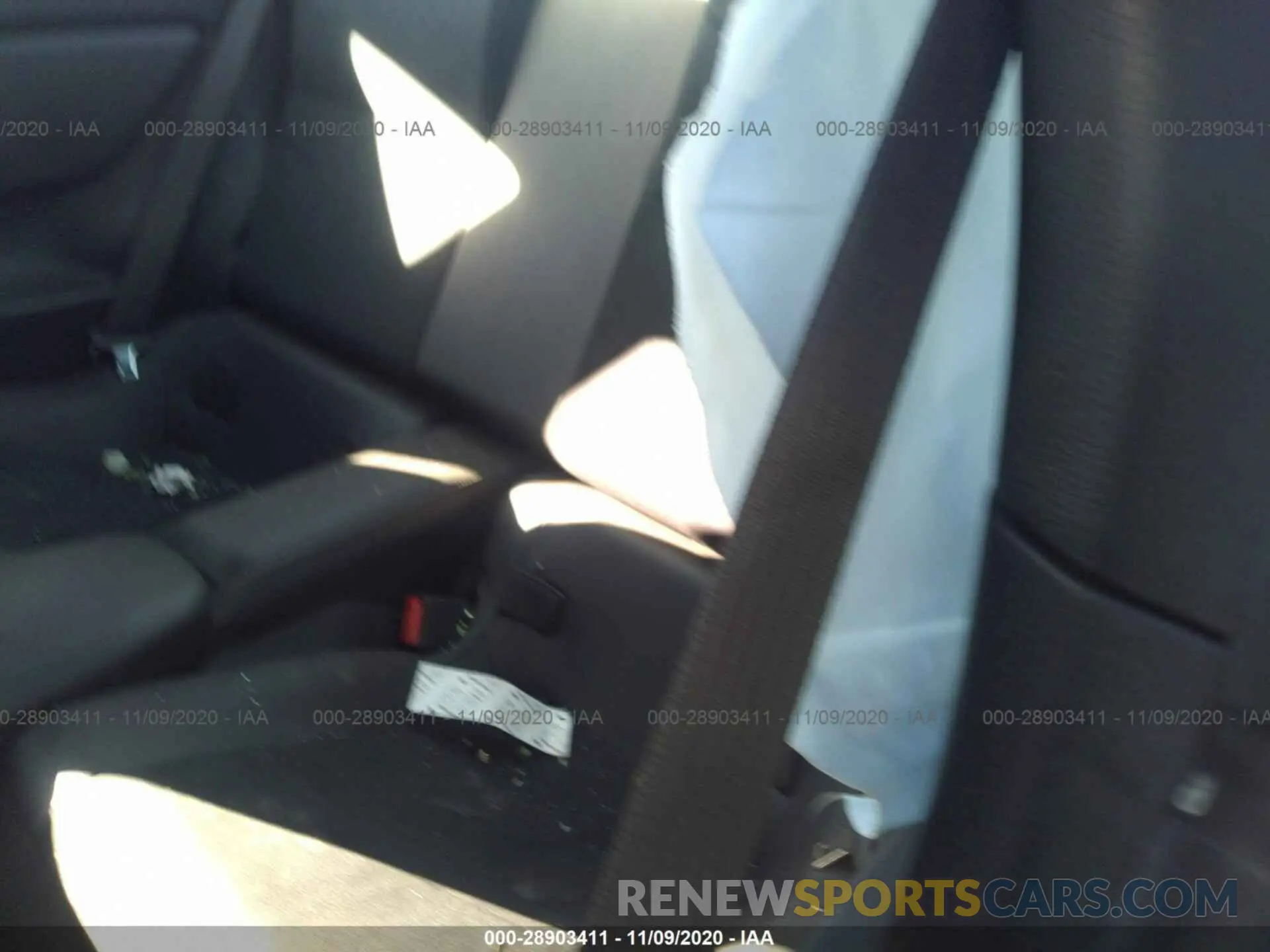 8 Photograph of a damaged car JF1ZNAE16K8704035 TOYOTA 86 2019
