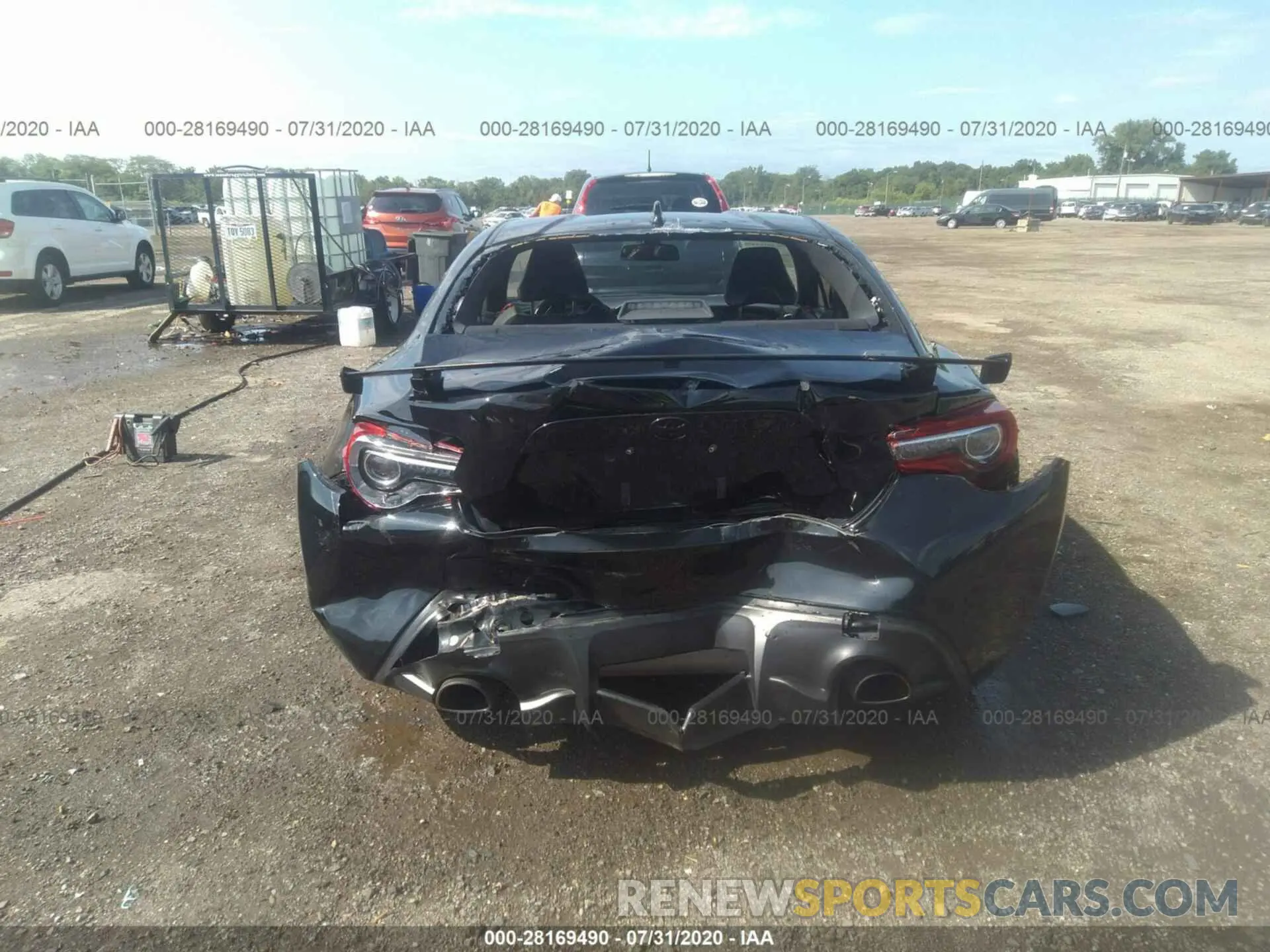 6 Photograph of a damaged car JF1ZNAE17K8702729 TOYOTA 86 2019