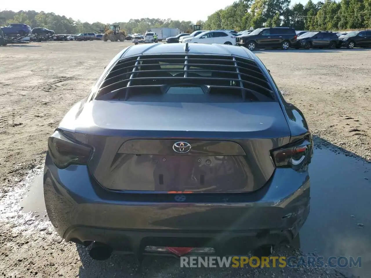 6 Photograph of a damaged car JF1ZNAA10L8752976 TOYOTA 86 2020