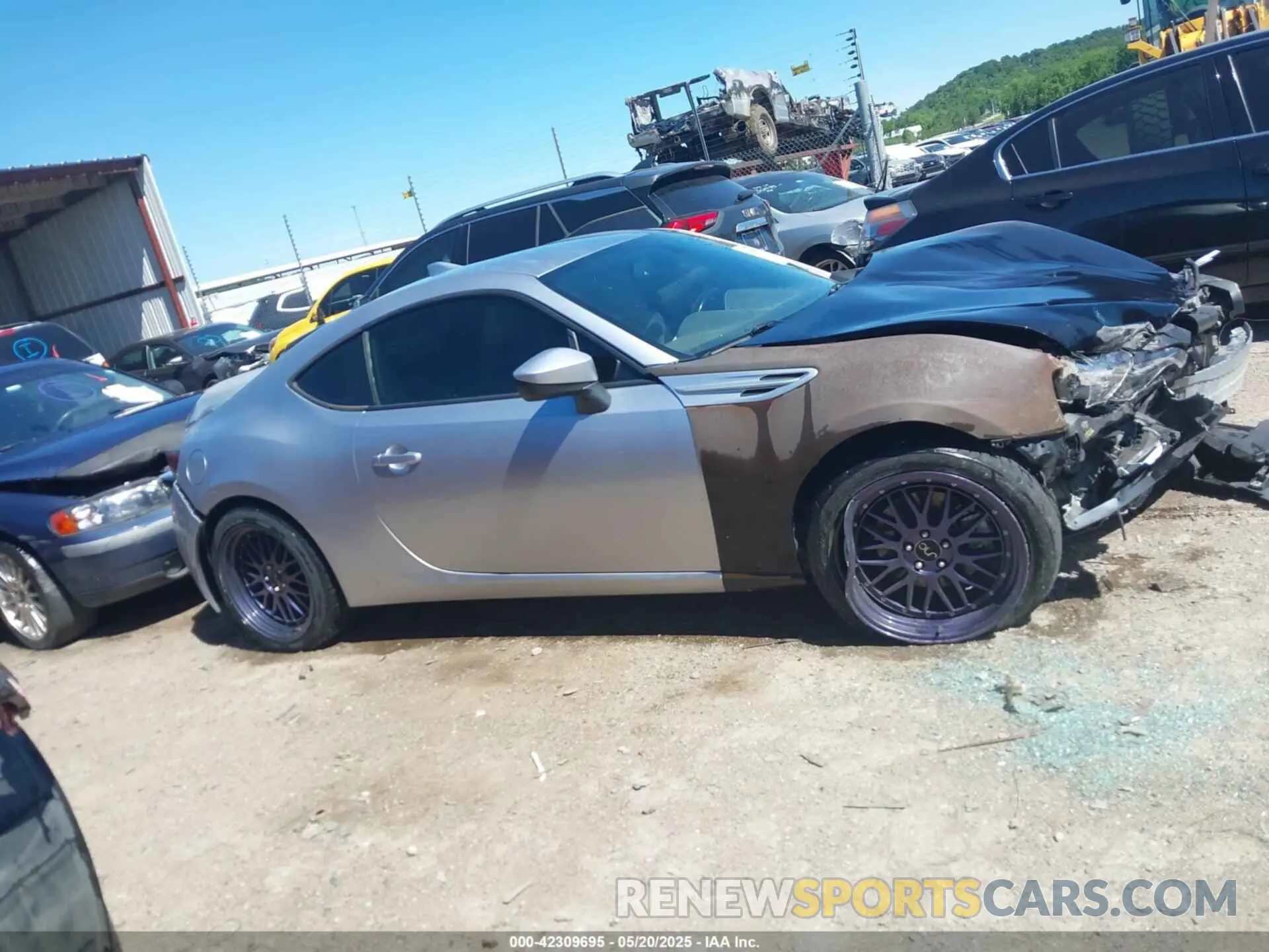 12 Photograph of a damaged car JF1ZNAA11L9751233 TOYOTA 86 2020