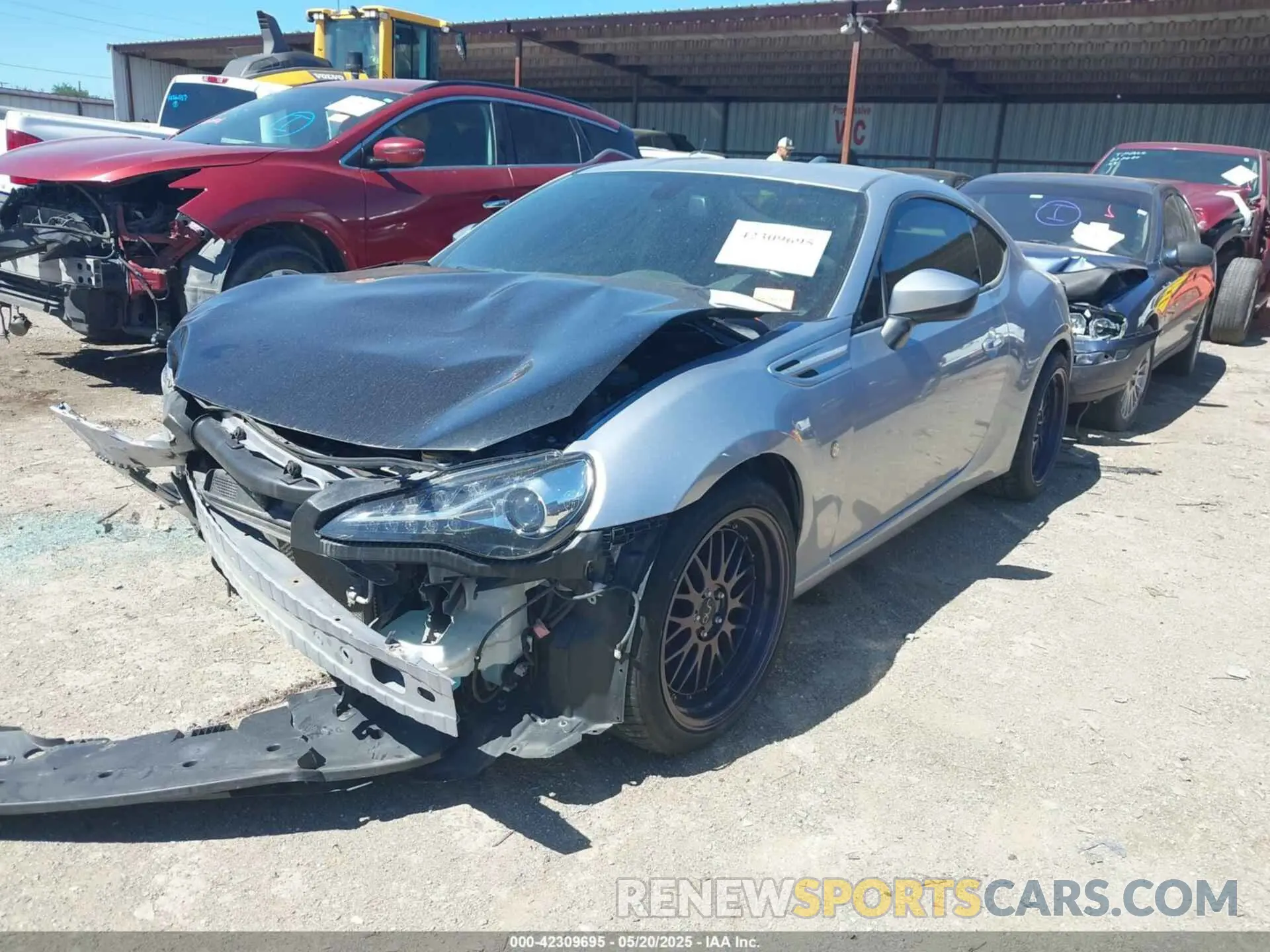 2 Photograph of a damaged car JF1ZNAA11L9751233 TOYOTA 86 2020
