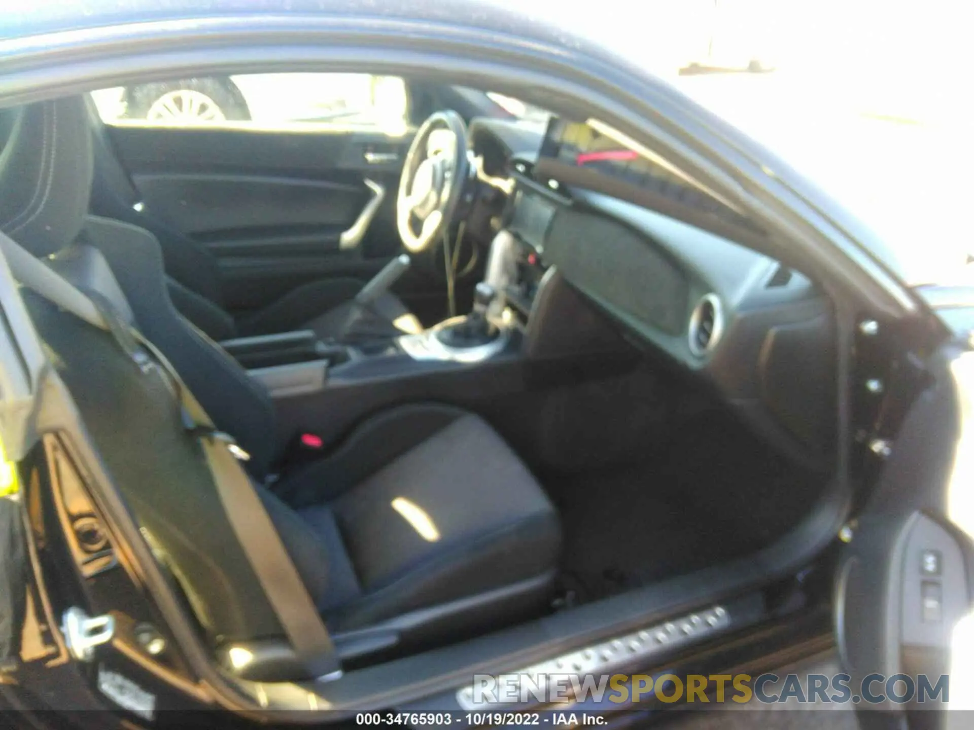 5 Photograph of a damaged car JF1ZNAA12L8753336 TOYOTA 86 2020