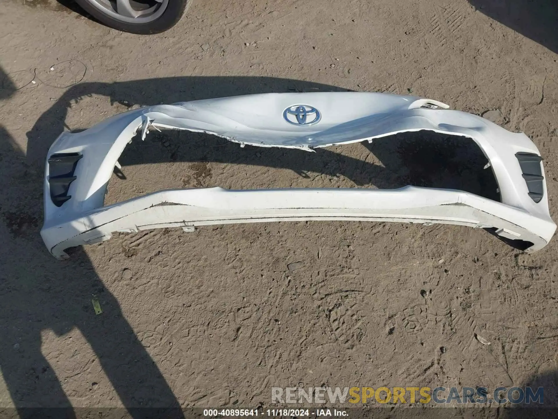 12 Photograph of a damaged car JF1ZNAA12L8753644 TOYOTA 86 2020