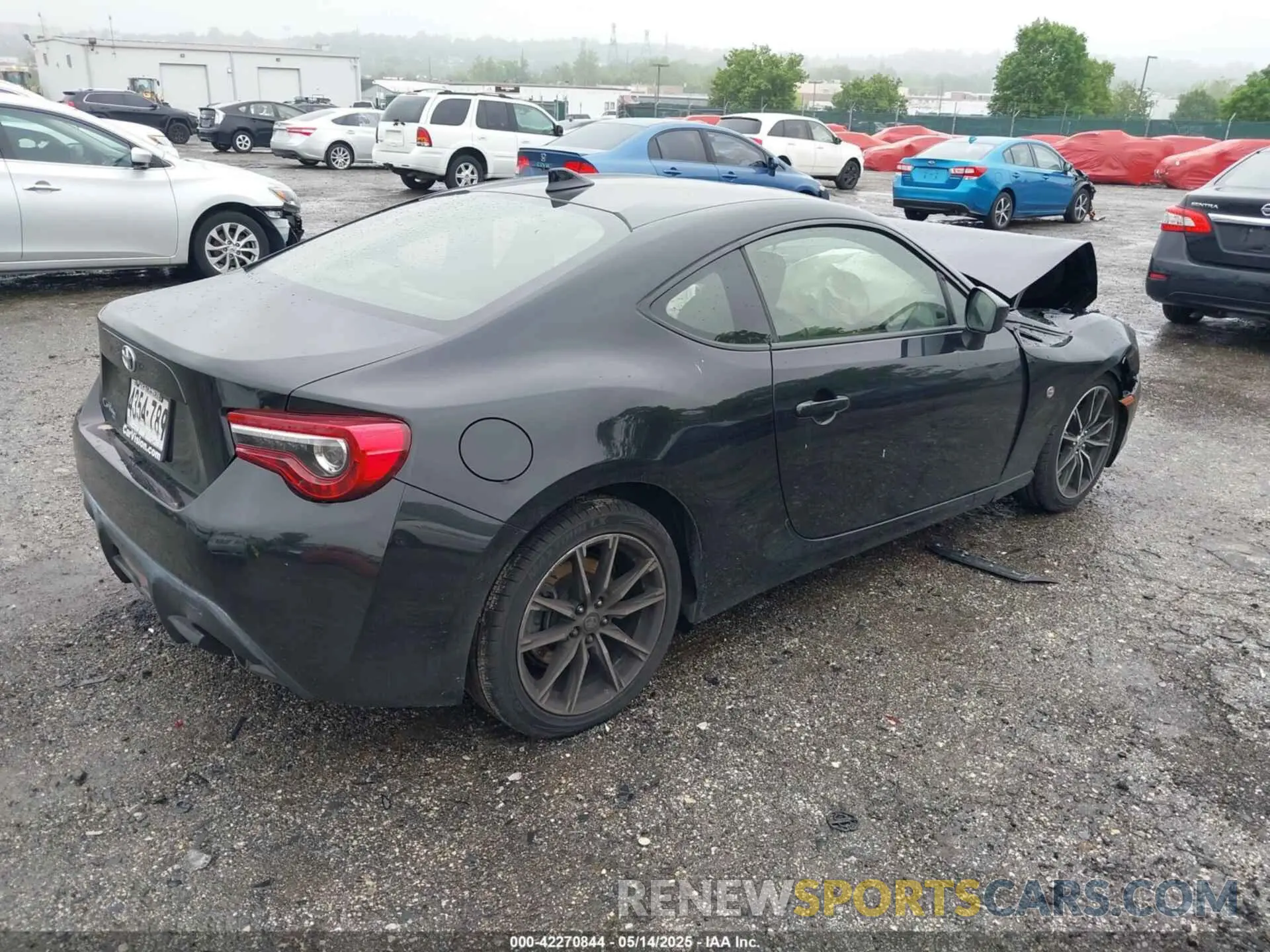 4 Photograph of a damaged car JF1ZNAA13L8752423 TOYOTA 86 2020