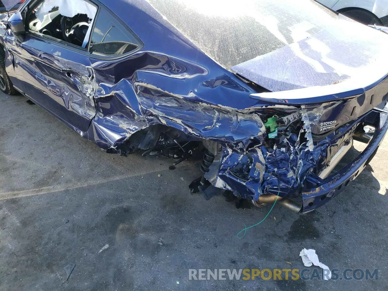 9 Фотография поврежденного автомобиля JF1ZNAA13L8752700 TOYOTA 86 2020