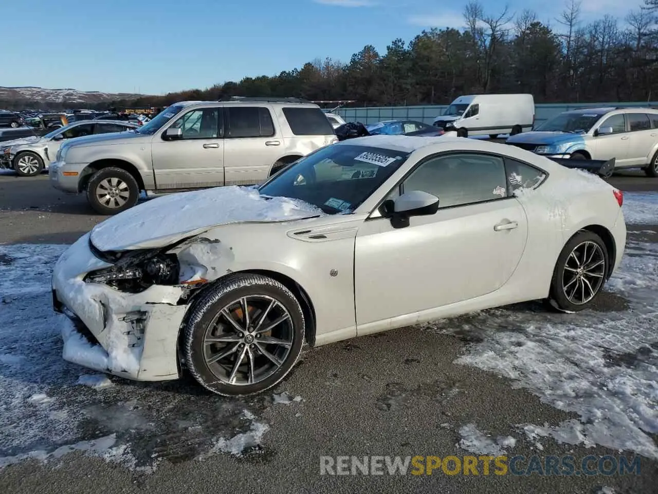 1 Photograph of a damaged car JF1ZNAA14L8753886 TOYOTA 86 2020