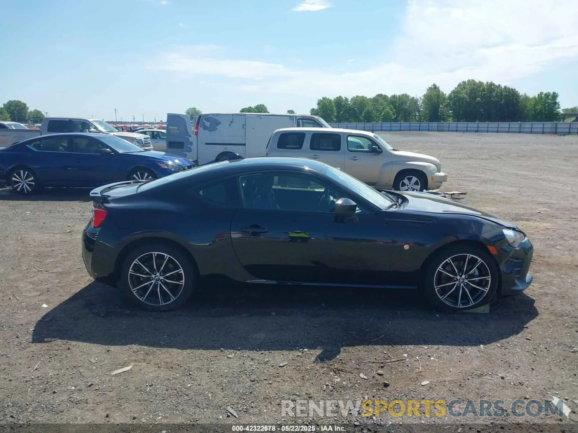 13 Фотография поврежденного автомобиля JF1ZNAE13L8753940 TOYOTA 86 2020